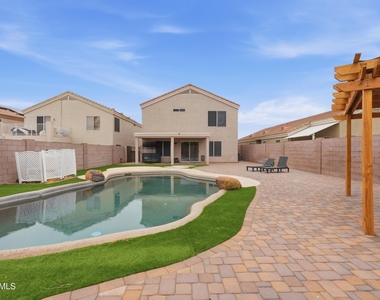 11319 W Madisen Ellise Drive - Photo Thumbnail 32