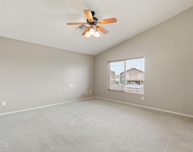 11319 W Madisen Ellise Drive - Photo Thumbnail 11