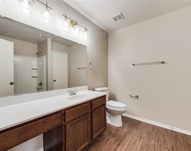12617 Seagull Way - Photo Thumbnail 20