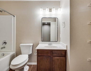12617 Seagull Way - Photo Thumbnail 17