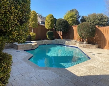 7521 England Drive - Photo Thumbnail 17