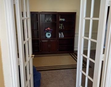 7521 England Drive - Photo Thumbnail 12