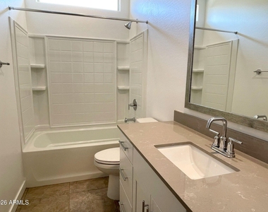 4622 N 192nd Lane - Photo Thumbnail 13