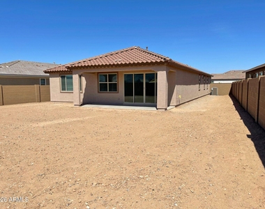 4622 N 192nd Lane - Photo Thumbnail 17