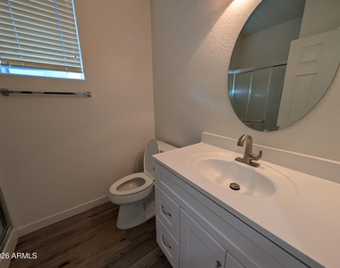 15240 N 142nd Avenue - Photo Thumbnail 11