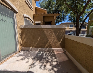 15240 N 142nd Avenue - Photo Thumbnail 29