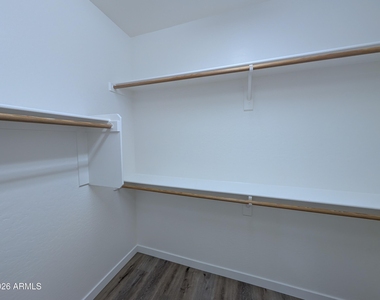 15240 N 142nd Avenue - Photo Thumbnail 17