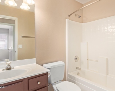 3570 S Moccasin Trail - Photo Thumbnail 22