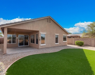 3570 S Moccasin Trail - Photo Thumbnail 26