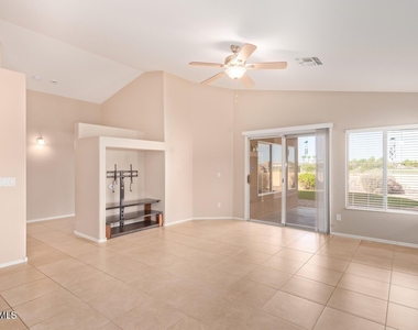 3570 S Moccasin Trail - Photo Thumbnail 5