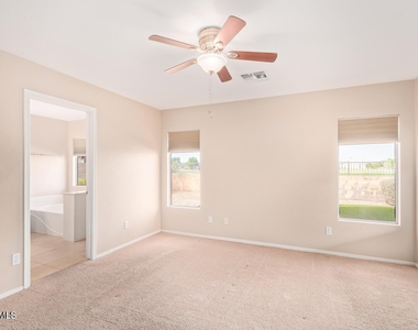 3570 S Moccasin Trail - Photo Thumbnail 12
