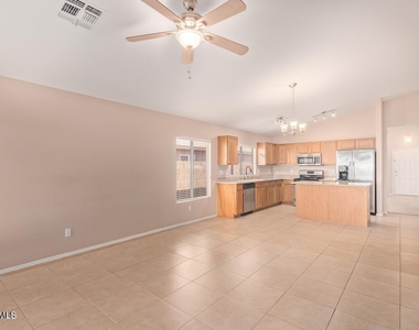 3570 S Moccasin Trail - Photo Thumbnail 6