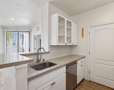 1701 E Colter Street - Photo Thumbnail 8