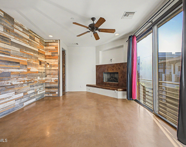 304 S Wilson Street - Photo Thumbnail 25