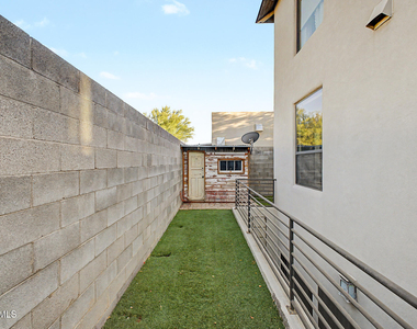 304 S Wilson Street - Photo Thumbnail 54
