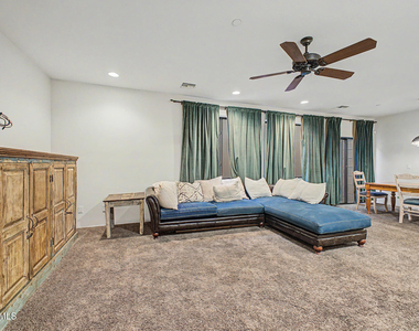 304 S Wilson Street - Photo Thumbnail 32