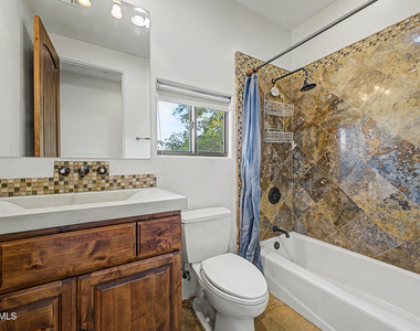 304 S Wilson Street - Photo Thumbnail 45