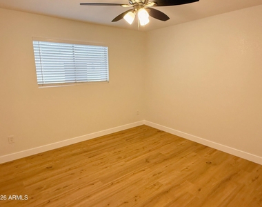 18202 N Cave Creek Road - Photo Thumbnail 10