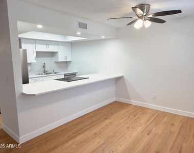 18202 N Cave Creek Road - Photo Thumbnail 3
