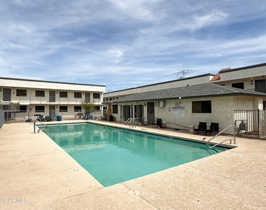 18202 N Cave Creek Road - Photo Thumbnail 17