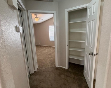 7721 W Tonto Drive - Photo Thumbnail 12