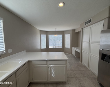 7721 W Tonto Drive - Photo Thumbnail 5