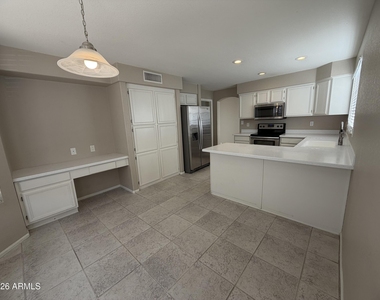 7721 W Tonto Drive - Photo Thumbnail 6