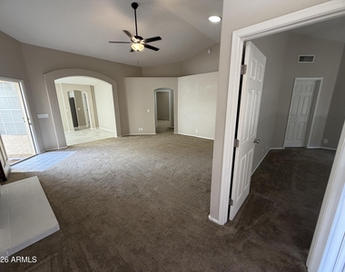 7721 W Tonto Drive - Photo Thumbnail 21