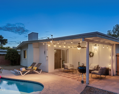 1249 E Bishop Drive - Photo Thumbnail 15