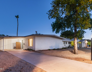 1249 E Bishop Drive - Photo Thumbnail 17