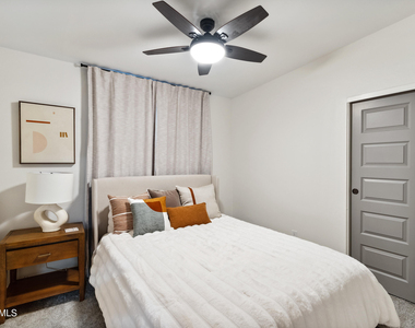 1249 E Bishop Drive - Photo Thumbnail 6