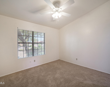 9210 N 104th Place - Photo Thumbnail 24