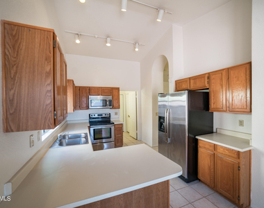 9210 N 104th Place - Photo Thumbnail 1