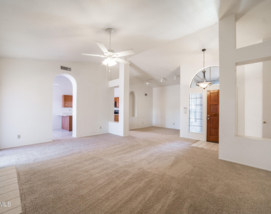 9210 N 104th Place - Photo Thumbnail 3