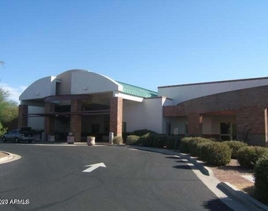 9210 N 104th Place - Photo Thumbnail 52