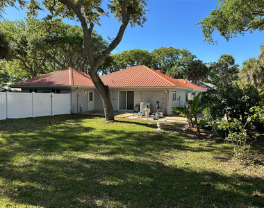 1200 Poitras Drive - Photo Thumbnail 20