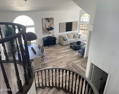 11126 N 129th Way - Photo Thumbnail 18
