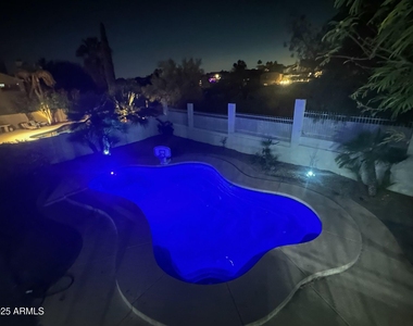 11126 N 129th Way - Photo Thumbnail 38