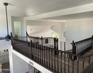 11126 N 129th Way - Photo Thumbnail 19