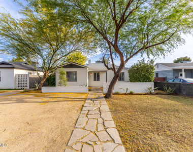 365 E Weldon Avenue - Photo Thumbnail 3