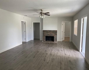 3808 Westview Avenue - Photo Thumbnail 2