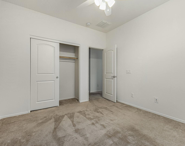 2532 N 149th Avenue - Photo Thumbnail 18