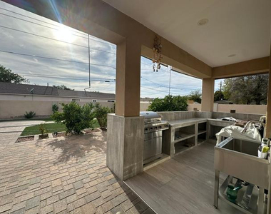 6830 N 14th Street - Photo Thumbnail 14