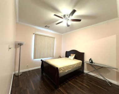 6830 N 14th Street - Photo Thumbnail 34