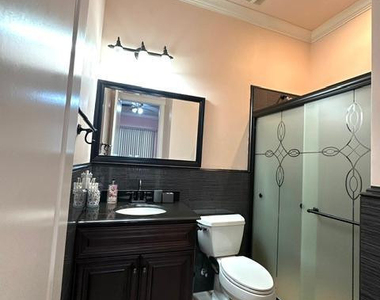 6830 N 14th Street - Photo Thumbnail 36