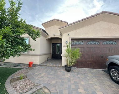 6830 N 14th Street - Photo Thumbnail 42