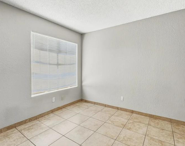 2142 W Monona Drive - Photo Thumbnail 13