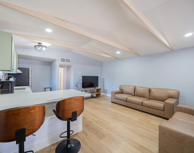 1221 E Highland Avenue - Photo Thumbnail 7
