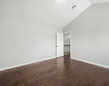 1006 S Tiago Drive - Photo Thumbnail 25