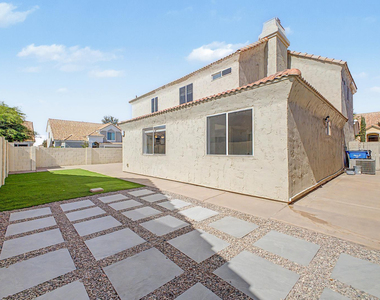 1006 S Tiago Drive - Photo Thumbnail 33